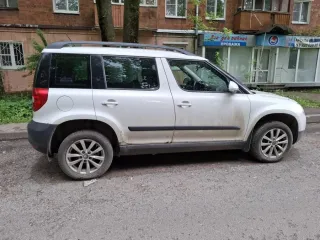 Skoda Yeti 2013 Транспортное средство Skoda Yeti, VIN: TMBJF25L9D6053588, год выпуска: 2013, гос.номер О351ТХ193. Коробка робот dsg, с ней проблемы, мигают передачи, вероятнее всего нужно менять комплект сцепления, трещина на лобовом была ещё перед покупкой, по кузову имеются следы коррозии из-за…
