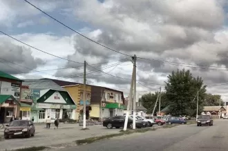 1/4 доли в праве общей долевой собственности на земельный участок, площадью 256 кв.м. кадастровый номер 73:06:040302:459 и Расположенные на нем 
Нежилое помещение площадью 66,6 кв.м, кадастровый номер 73:06:040302:1146,пом.1 и 
Нежилое помещение площадью 5,3 кв.м , кадастровый номер…