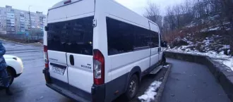 Автобус, L4H2M2-A БЕЗ МОДЕЛИ, г.в. 2011, VIN Z8PL4H2M2BA003298, цвет белый. Техническое состояние ТС не проверялось. Расположено по адресу: Мурманская обл., г. Кола, ул. Каменный Остров, д. 4.  Должник Поникаровский Е.В. Автобус, L4H2M2-A БЕЗ МОДЕЛИ, г.в. 2011, VIN Z8PL4H2M2BA003298, цвет белый…