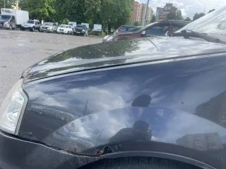 Renault Logan 2010 года, 102 лс, 162229 км, VIN X7LLSRBYHAH343698. Техническое состояние транспортного средства: нет нижнего лямбда зонда, из-за этого горит чек, необходимо поменять ремень ГРМ с помпой и передние колодки, не работает кондиционер, вытек фреон, не работает ручной тормоз.