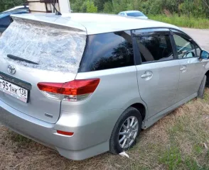 Toyota Wish, 2011 автомобиль легковой, марка: Toyota, модель: Wish, модель № двигателя Zge250018859, VIN отсутствует, год изготовления: 2011.