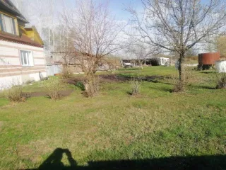 Доля дома 120,2 м² и участка 3872 м² в Ульяновской области. 1/3 доля в праве на жилое здание, площадь 120,2 кв.м., кадастровый номер: 73:20:020503:127 и 1/3 доля в праве на земельный участок, площадь 3872 кв.м., категория земель: земли населенных пунктов, разрешенное использование: для ведения…