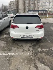 Volkswagen Golf GTI 2014 года, VIN: WVWZZZAUZFW014766, госномер У255АР550. При визуальном осмотре выявлены повреждения колес, кузова и лакокрасочного покрытия, следы коррозии и ржавчины по всему автомобилю. Возможно наличие иных скрытых повреждений и недостатков. Неисправен аккумулятор, состояние…