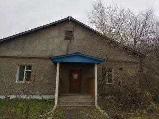 нежилое здание с кадастровым номером 02:38:090111:460, площадью 127,5 кв.м., земельный участок с кадастровым номером 02:38:090111:1106, площадью 778 кв.м., категория земель: земли населенных пунктов, вид разрешенного использования: административное здание Федеральной службы по надзору прав…