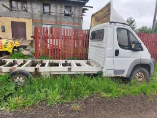 Автомобиль бортовой АБ 33351А, 2012 года выпуска, идентификационный номер (VIN) Х9Н33351АСС000145, цвет: белый. Местонахождение: 614533, Пермский край, с. Кояново, ул. Полевая, д. 5. В результате проведенного осмотра оцениваемого автомобиля финансовым управляющим выявлены следующие повреждения: -…
