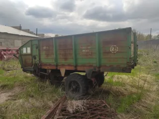 Кормораздатчик тракторный КТ-6 2013 года выпуска без документов. Ознакомление с имуществом по договоренности в месте его нахождения: Владимирская область, Кольчугинский район, деревня Павловка.