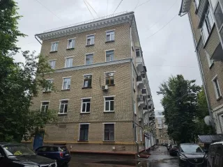 Нежилое помещение по адресу: г. Москва, пр. Аэропорта, д. 11А, площадью 596,9 кв.м, кадастровый номер: 77:09:0005004:9206. Назначение нежилого помещения: Свободное. Общая площадь: 596.9. Кадастровый номер: 77:09:0005004:9206.