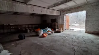 Квартира, площадь 140.4 кв.м., адрес: Россия, Пензенская область, р-н. Сосновоборский, с. Маркино, ул. Молодежная, д. 3, кв. 2, кадастровый номер: 58:26:0460102:209. Находится в долевой собственности, размер доли: 1/4.