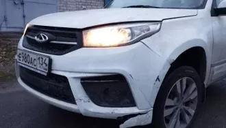 Легковой автомобиль, марка: Chery, модель: Tiggo 3, год изготовления: 2017, VIN: -XEYDB11B0H1001433, ГРЗ: E980AC134, цвет белый. Тех описание: Требует покраски левых двух дверей, кузовных работ и лакокрасочного покрытия по правому порогу, замены бампера. Устранение последствий ДТП, рихтовка…