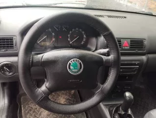Автомобиль марки Skoda модель Octavia 2008 г.в. VIN-номер XW8DX41U39K006242