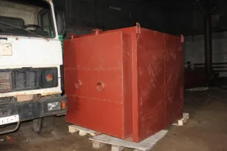 Котел ДКВр-6,5-13ГМ с горелками и экономайзером. Котел ДКВр-6,5-13ГМ, заводской № 68081. Горелки газомазутные ГМГ-4m (левая и правая) в количестве 2 шт. Экономайзер чугунный ЭБ-2-236И в количестве 1 шт. Состояние новое, в эксплуатации не было.