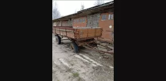 Прицеп тракторный ГКБ-887Б, государственный регистрационный знак  7437НК43, год выпуска 1986 Прицеп тракторный ГКБ-887Б, ПТС ВА 074350, государственный регистрационный знак  7437НК43, год выпуска 1986, конструкционная масса – 1800 кг; цвет - коричневый 
Год выпуска: 1986 
Марка:  ГКБ-887Б 
