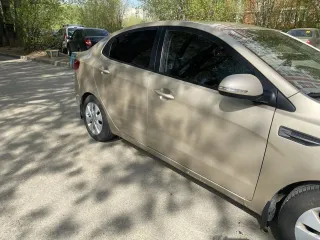 Kia Rio 2014 автомобиль легковой, марки: Kia, модели: Rio, год выпуска: 2014 г., идентификационный номер (VIN): Z94CC41BAER206877 Ознакомление с предметом торгов и документацией на имущество осуществляется по месту нахождения имущества в рабочие дни после предварительного согласования даты и…