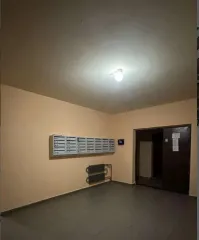 Квартира 23,3 кв. м, Воронежская область. Квартира площадью 23,3 кв. м, кадастровый номер 36:16:0102012:5407, расположенная по адресу: Воронежская область, Новоусманский район, с. Новая Усмань, ул. Ростовская, д. 4 б/4, кв. 130. Общая площадь: 23.3 Кадастровый номер: 36:16:0102012:5407 Вид жилого…