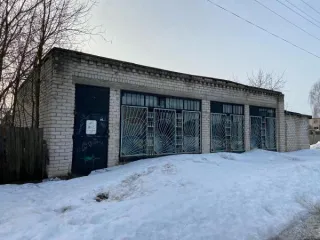 Земельный участок площадью 338 кв. м, кадастровый номер 12:14:3701012:122, с расположенным на нем объектом недвижимого имущества. Местоположение установлено относительно ориентира, расположенного за пределами участка. Ориентир д.27. Участок находится примерно в 15 м, по направлению на север от…