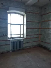 Земельный участок общей площадью 650 кв.м. с кадастровым номером: 43:41:000042:173, по адресу: Российская Федерация, Кировская область, г.о. город Вятские Поляны, г. Вятские Поляны, ул. Советская, з/у 15 с расположенным на нем объектом федерального имущества – нежилое здание общей площадью 212,4…