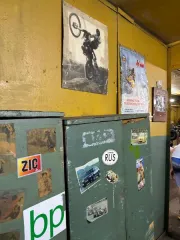 Спортивно-технический клуб Старт 84.7 кв.м Ивановская область Нежилое здание спортивно-технического клуба "Старт" с земельным участком Продажа нежилого здания, наименование – Спортивно-технический клуб «Старт», кадастровый номер - 37:28:030408:69, площадью 84,7 кв. м, по адресу: Ивановская область…