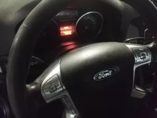 Продается автомобиль Ford Mondeo, 2013 год выпуска, VIN X9FDXXEEBDDM09371. Передний привод, объем двигателя 1999 см³, мощность 145 л.с., экологический класс 5. Пробег 445983 км, механическая коробка передач. Госномер С332ВО799. Назначение: pryamie.