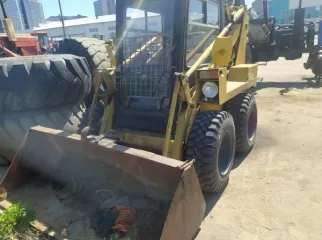 MKS-M-800 2000 Машина коммунально-строительная многоцелевая МКСМ-800. Заводской номер машины (рамы) 238. Двигатель № 097365. Государственный номер: 2466ТУ 16RUS. Тип ТС: Погрузчик. Год изготовления ТС: 2000.