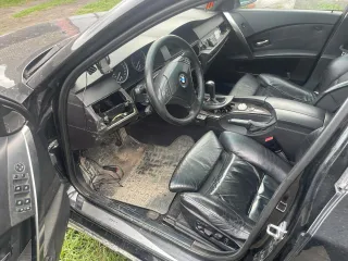 Автомобиль BMW 5 Series черного цвета, 2003 года выпуска. VIN: WBANA71040B103935. В залоге. Ознакомление с имуществом осуществляется по согласованию (тел.: +79122494793, e.mail: allphard@mail.ru).