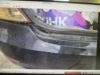 Легковой автомобиль HYUNDAI SOLARIS, 2011 г.в., г/н М609НЕ761, VIN Z94CT41CABR064210, черного цвета, ТС после ДТП, повреждены передний бампер, задний бампер, заднее левое крыло полностью помятое, на багажнике есть вмятины, на правом крыле есть потертости, низ задней левой двери выгнут в обратную…