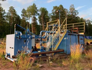 Блок очистки, блок приготовления раствора БПР (система очистки КС-30), установка насосная с баком УНБ 125х32У (Цементный агрегат). Состояние б/у. Ознакомление с имуществом осуществляется в рабочие дни по предварительному согласованию. Телефон: 89642871446, адрес электронной почты: au.rrn@mail.ru…