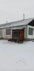 Дом 37,2 кв.м. и земельный участок 1429 кв.м. в Алтайском крае, Локтевский район. Участок с кадастровым номером 22:26:010302:3, площадью 1429 кв.м., категория земель: земли населенных пунктов, вид разрешённого использования: для ведения личного подсобного хозяйства, расположенный по адресу…