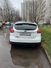 Ford Focus 2017 года, 125 л.с., АКПП, тип ТС – легковой комби (хэтчбек), категория ТС – B, регистрационный знак: У597ХК777, VIN Z6F5XXEEC5HM29293, год выпуска 2017, модель двигателя PNDD HM29293, шасси отсутствует, кузов Z6F5XXEEC5HM29293, цвет многоцветный белый-черный, мощность 125.12 л.с. (92…