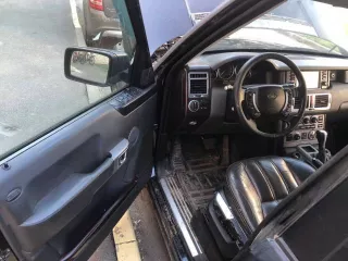 Автомобиль марки Land Rover модель Range Rover 2004 г.в. VIN-номер SALLMAMA45A188340