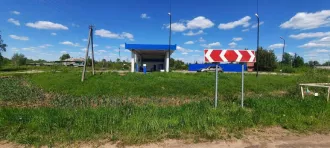 Здание нежилое Автозаправочная станция площадью 26,7 кв.м. кадастровый номер 53:07:0000000:1637, расположенное по адресу: Новгородская область, Любытинский р н, р.п. Неболчи, ул. Ленинградская  Земельный участок для обслуживания автозаправочной станции площадью 2423 +/ 34 кв.м. кадастровый номер…