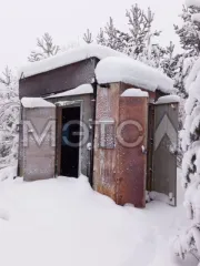 Комплекс недвижимости, п. Пурпе, ЯНАО, 49 000 кв.м. Комплекс недвижимого имущества, расположенного по адресу: ЯНАО, Пуровский р-н, п. Пурпе, мкр. Сосновый, производственная база: 1). Земельный участок (право долгосрочной аренды), 36323 кв.м., кад № 89:05:030301:14. 2). Насосная станция (назначение…