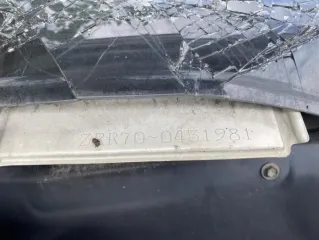 Toyota Voxy 2011 года, цвет белый, VIN ZRR70-0431981. Проверить техническое состояние не представляется возможным. ПТС, СТС, ключи отсутствуют.