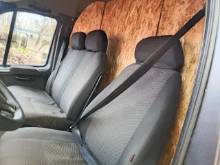 ГАЗ 2705 2012 года выпуска, VIN X96270500C0721745, двигатель 2 997 см³. Состояние удовлетворительное, имеются неполадки с кулисой коробки передач, заводится сложно, не с первого раза, сел аккумулятор. Автомобиль не эксплуатируется.