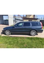 VOLVO V70 2006, автомобиль марки VOLVO модель V 70 2006 г.в., VIN номер YV1SW614972621776. Ознакомление с имуществом осуществляется по рабочим дням в период представления заявок на участие в торгах по предварительному согласованию. Предварительная запись по телефону: 7(950)317-76-48 - Миннегулов…