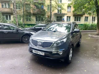 Kia Sportage 2013 года, модель SLS (Sportage, SL, SLS). VIN: XWEPC811AD0010166.