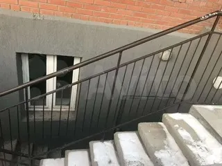 Нежилое помещение общей площадью 299 кв.м по адресу: 660018, Красноярский край, г. Красноярск, ул. Толстого, д. 21, кв. 310. Кадастровый номер: 24:50:0000000:40788. Просмотр по предварительному согласованию с финансовым управляющим путем направления запроса на электронную почту…