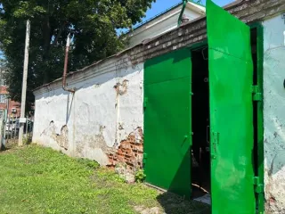 Спортивно-технический клуб Старт 84.7 кв.м Ивановская область Нежилое здание спортивно-технического клуба "Старт" с земельным участком Продажа нежилого здания, наименование – Спортивно-технический клуб «Старт», кадастровый номер - 37:28:030408:69, площадью 84,7 кв. м, по адресу: Ивановская область…