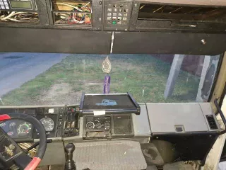 Volvo FL6, VIN YV2E4C4AXXB234357, шасси №D5B208010, кузов №YV2E4C4AXXB234357, цвет белый, 1999 г.в.