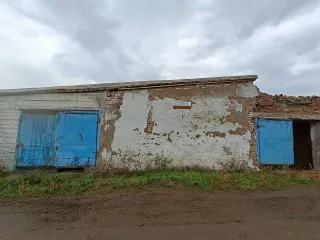 Объекты сельхозназначения, с. Силантьево, 42102 кв.м, Республика Башкортостан Объекты недвижимости, расположенные по адресу: Республика Башкортостан, р-н. Бирский, с/с. Силантьевский, с. Силантьево, ул. Восточная, д. 26, на земельном участке с кадастровым номером 02:13:131602:160; категория земель…