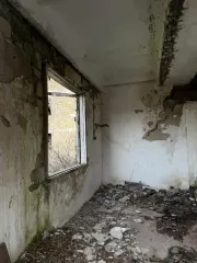 Незавершенное строительство 1059.6 м², котельная 80.7 м², участок 1433 м², Крым. Объекты по адресу: Республика Крым, Симферопольский район, пгт Николаевка, ул. Морская, д. 25. Незавершенное строительство (проектируемое назначение – нежилое здание, степень готовности – 40%) площадью 1059.6 кв. м…