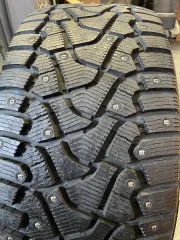 Pirelli Ice Zero 275/40 R20 2016 автомобильная зимняя шина, количество 2 шт., дата выпуска 09 неделя 2016 года, шины новые, не устанавливались, не эксплуатировались. Производитель: Pirelli. Тип запчасти: автомобильная зимняя шина. Состояние: дата выпуска 09 неделя 2016 года, шины новые, не…