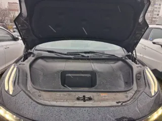 Zeekr 001 2023 года выпуска, черный цвет. VIN: L6T79T2E2PP032563, государственный номер А636НУ18.