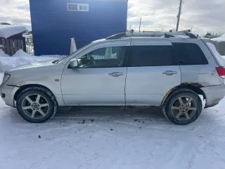 Mitsubishi AirTrek 2001 Транспортное средство: Mitsubishi AirTrek, 2001 г.в., кузов: CU 4 W - 0003667 На имущество наложены ограничения в виде запрета на регистрационные действия. Недостатки: Автомобиль после ДТП; Обильная коррозия по всему кузову; Кузовные элементы требуют замены. Ознакомление с…