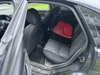 Ford Focus 2007, автомобиль легковой, марка: FORD, модель: Focus, год выпуска: 2007, VIN: X9F5XXEED57D69015. Ознакомление по адресу: Тверская обл., Конаковский р-он, с. Городня, ул. Советская, д. 14 с момента публикации и до окончания приема заявок, по предварительной записи, тел. +7 906 553-31-67…