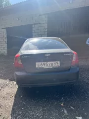 автомобиль марки CHEVROLET модель Lacetti 2012 г.в., VIN номер XUUNF197JCC001627. Имущество находится в Московской обл., г. Балашиха.