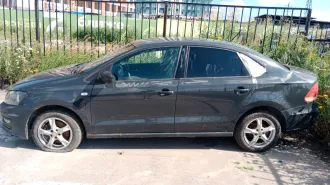 Volkswagen Polo 2016 года, VIN XW8ZZZ61ZGG036417. С ноября 2023 года стоит, не на ходу, сел аккумулятор, капот не открывается, пробег 450 000 км. Осмотр по предварительной записи. Контактный телефон: +7912-68-07-157, электронный адрес: shamoi.arbitr@yandex.ru.