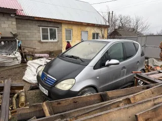 Mercedes-Benz A160 1999, Серебристый, 1999 г.в., VIN: WDB1680331J109525