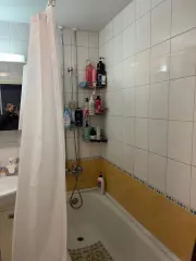 Жилое помещение (квартира) кад.№ 78:40:0008341:11099, площадью 87,3 кв.м.
Расположенная по адресу: расположенную по адресу: Санкт-Петербург, пр-кт. Ленинский, д. 72, корп. 1, литера. А, кв. 555
Общий метраж 87.3м2. 
Спальня 14м2, 
Детская 16.4,м2,
Гостиная 18.4м2, 
Кухня 14,2м2, 
Гардеробная…