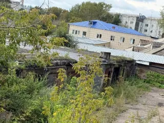 Гаражный бокс площадью 33.4 кв.м, кадастровый номер 24:50:0000000:178996, расположен по адресу: Красноярский край, г. Красноярск, ул. Брянская, 71, бокс 75. Этаж №1. Кадастровая стоимость 640924.62 руб. Обременения: запреты судебного пристава-исполнителя на регистрационные действия (ЗРД). Цена 801…