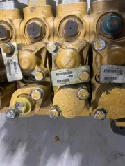 Гидромотор хода CAT320, год выпуска 2009, 2 штуки.